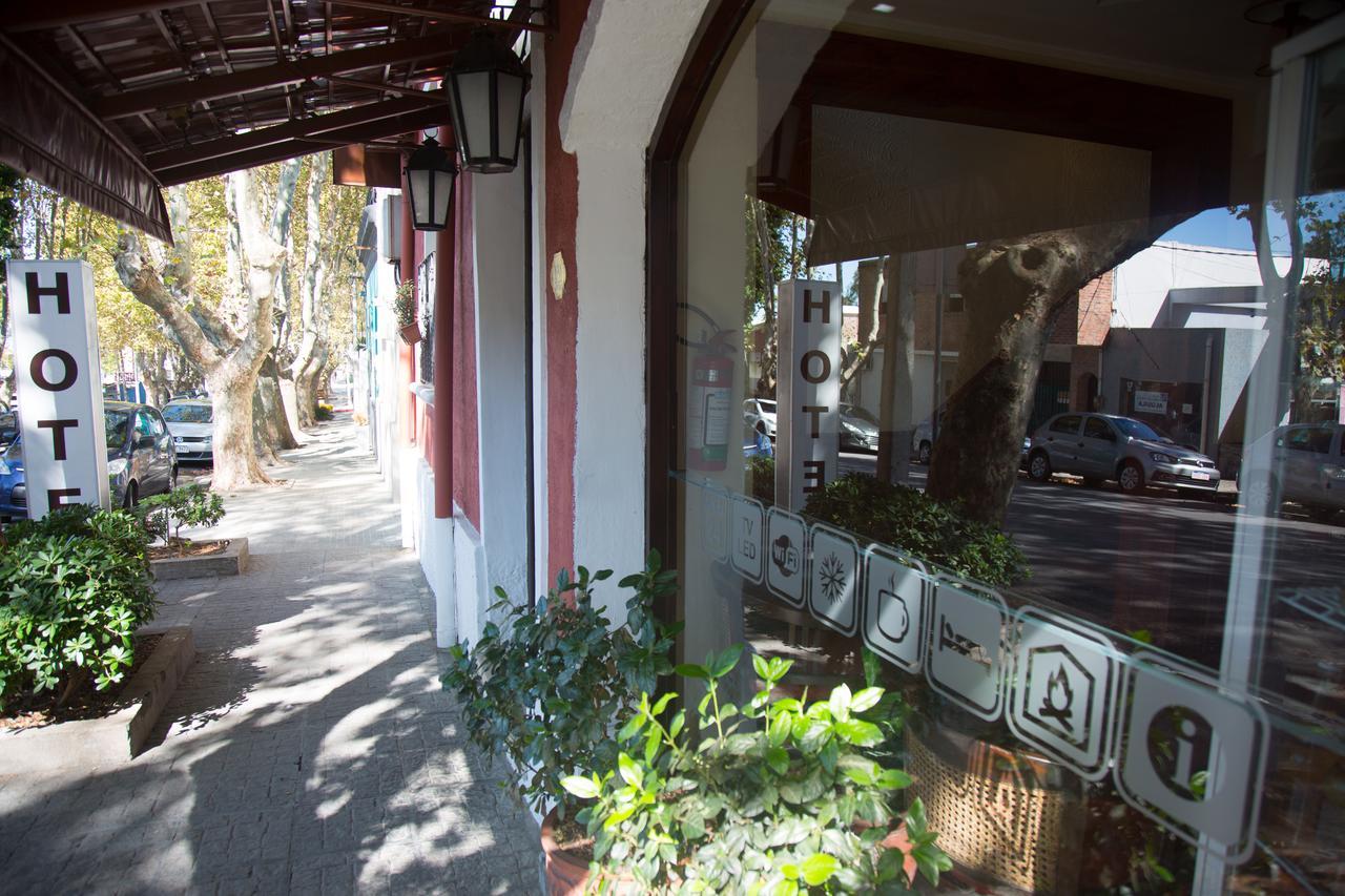 里维拉酒店 科洛尼亚-德尔萨克拉门托 外观 照片
